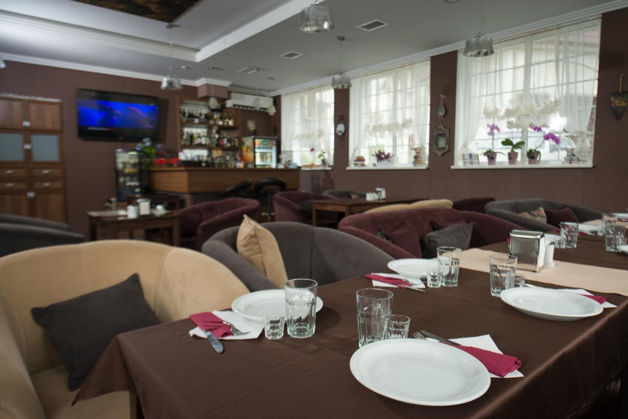 מורשין Hotel Bogdan מראה חיצוני תמונה